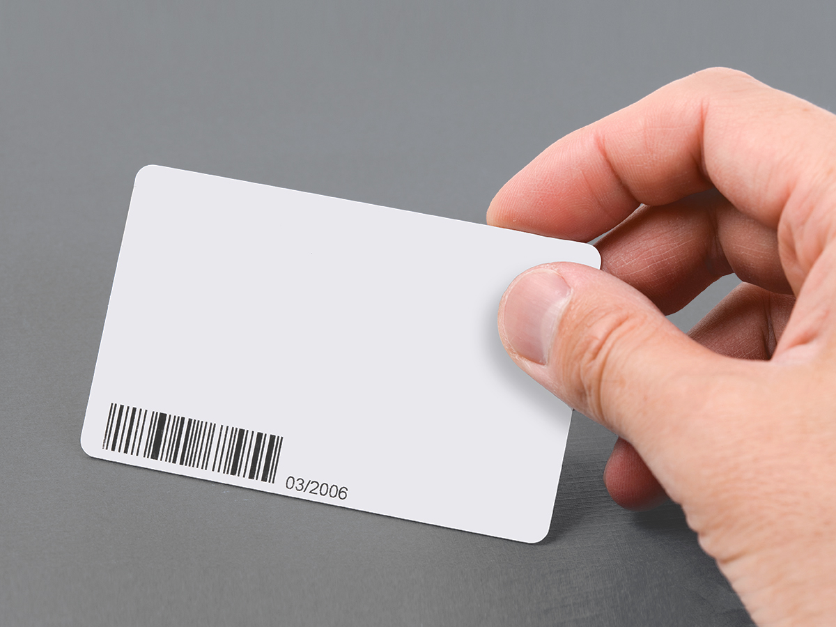 Card bianca con codice a barre