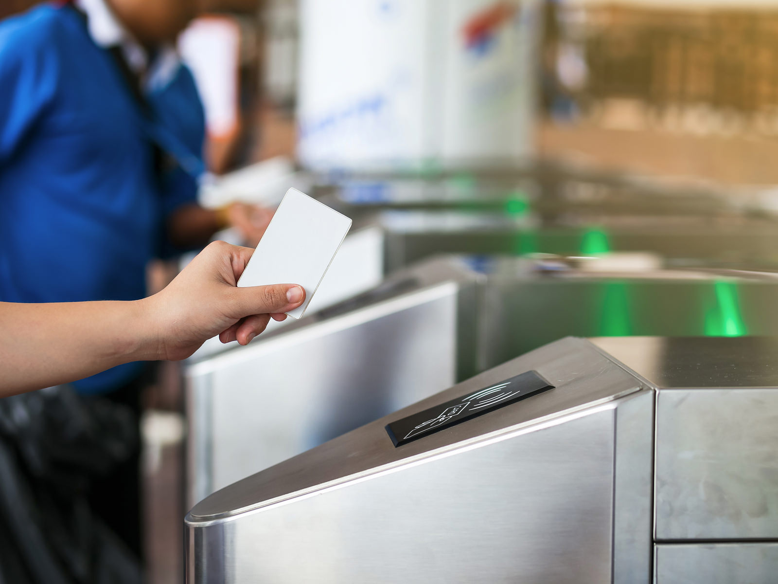 Accesso alla scuola con card RFID