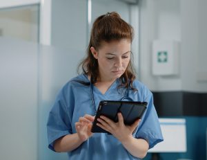 Tag NFC_cartelle cliniche digitali, risparmio e gestione