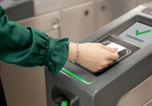 controllo-accessi-aziende-card-rfid